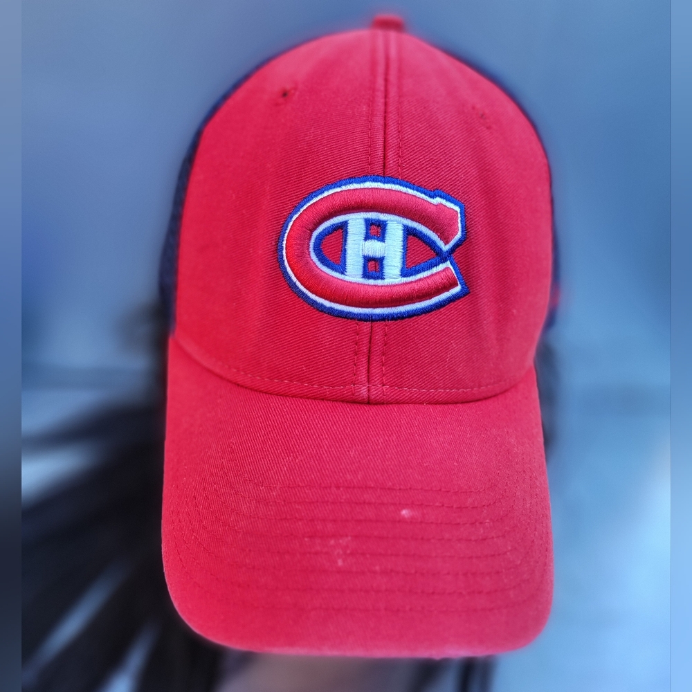 Reebok NHL Montreal Canadiens hat in good shape